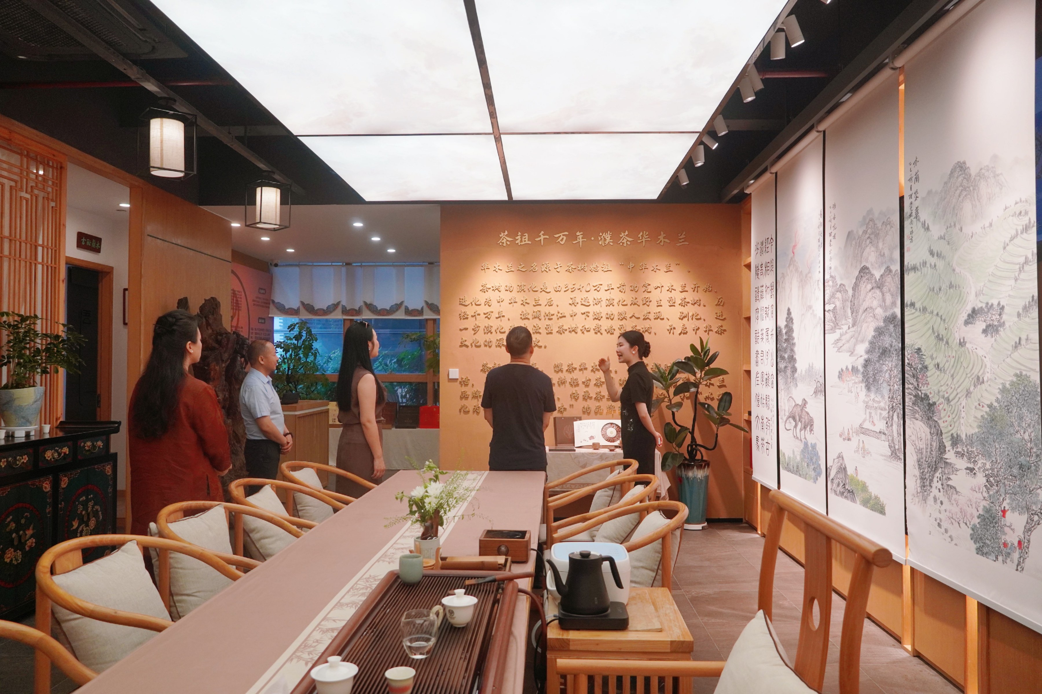 澳门文化界联合总会一行到访华木兰茶文化（深圳）会客厅